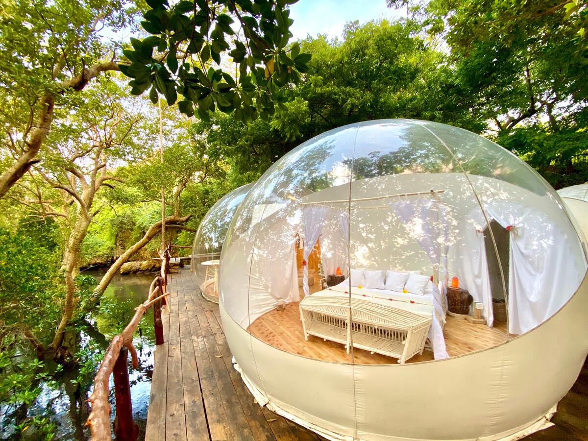 bubble hotels lodges in Africa